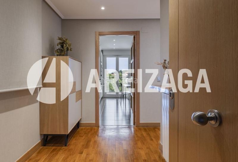 Foto ba71691c-165f-4ca7-ad42-5c0d1f94e00a. Piso Riberas de loiola espaciosa y luminosa vivienda en décima planta, con terraza y vistas al río urumea. con garaje opcional. piso i en Donostia - San Sebastián