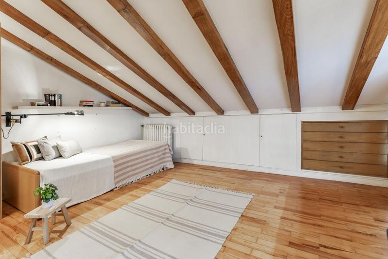 Foto 7642c570-f106-49e3-a804-efad2512a4d6. Casa aparellada amb calefacció aparcament a Aiete Donostia - San Sebastián