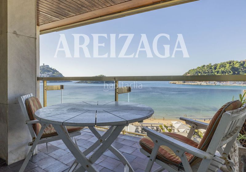 Foto 354a7f5a-fe22-4624-8002-51240e6f6197. Piso en paseo de miraconcha 6 zona la perla, en 1ª línea, piso alto de lujo, con preciosas vistas, terraza, 3 plazas de garaje y 2 trasteros opcionales. en Donostia - San Sebastián