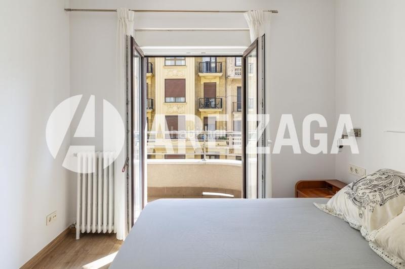 Foto 019086b0-ff51-4e9f-ab7c-47cf38884bba. Flat with heating in Gros Donostia - San Sebastián