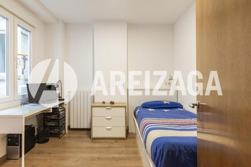 Foto 901a0b28-eeef-4a31-a35b-106c378494fb. Flat with heating in Gros Donostia - San Sebastián
