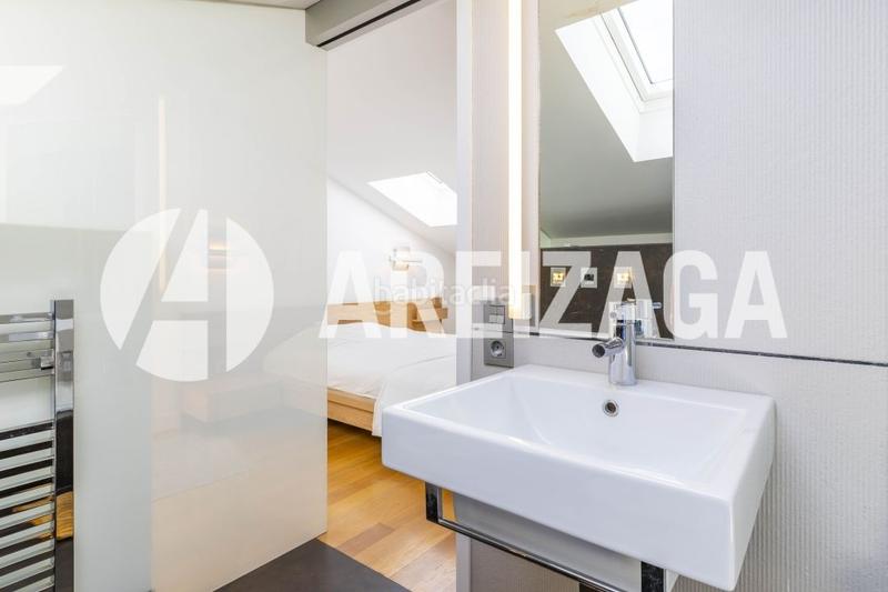 Foto 1fa6a8f5-a07b-45cb-9740-8fe2b0f92da5. Piso en san martin kalea 25 venta de ático dúplex de alto nivel en pleno centro de san sebastián en Donostia - San Sebastián
