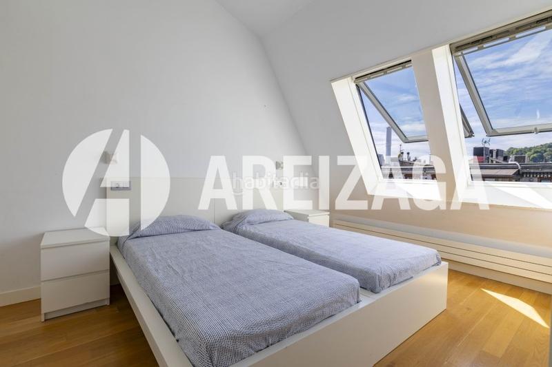 Foto 90f66749-be72-4fca-b193-a2087f3f78ca. Piso en san martin kalea 25 venta de ático dúplex de alto nivel en pleno centro de san sebastián en Donostia - San Sebastián