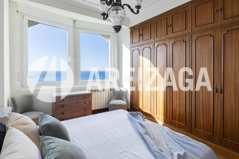 Foto fc77ea33-4659-4c68-9a46-0589b2aa6e8b. Piso en zurriola hiribidea 16 bis vivienda en 1 línea, chaflán, con vistas panorámicas al mar, en planta alta. en Donostia - San Sebastián