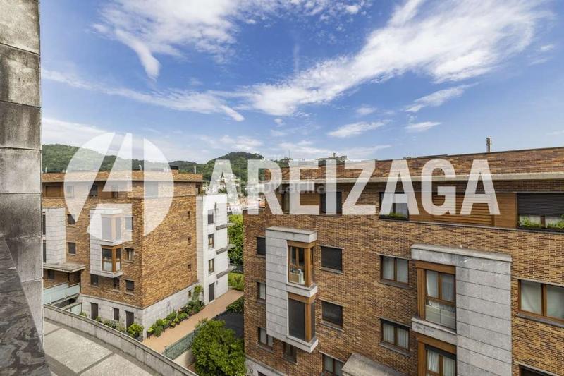 Foto a72c8769-38f7-49ef-b906-e278a0236d3c. Appartement dans juan astigarribia kalea 5 dans Antiguo Donostia - San Sebastián