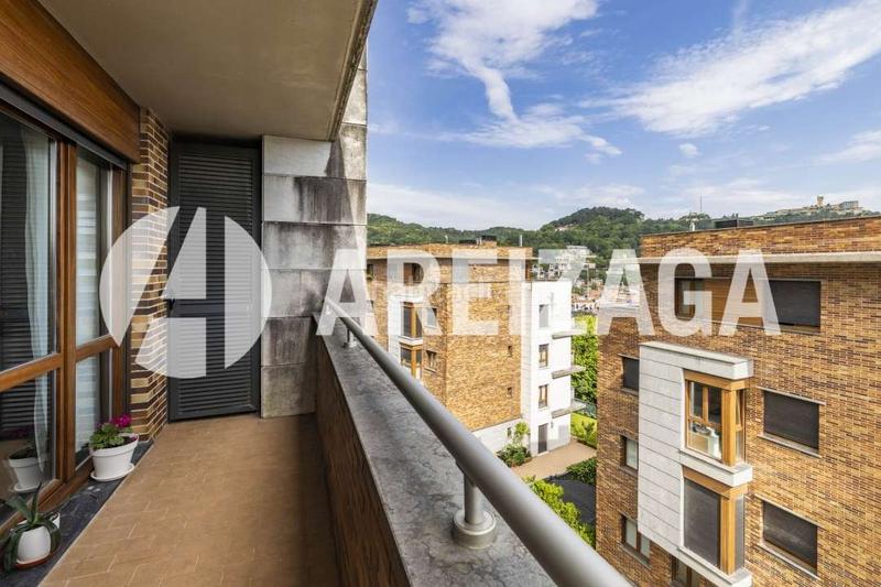 Foto ff465efe-7e11-465d-ad48-130a8ca81a12. Appartement dans juan astigarribia kalea 5 dans Antiguo Donostia - San Sebastián