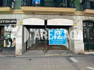 Affitto Locale commerciale in Legazpi kalea 7. Local comercial en pleno corazón de san sebastián  calle legazpi