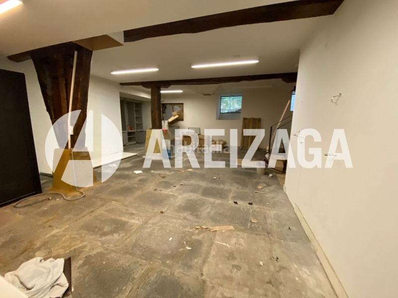 Foto fac42d09-2c0f-4174-a1ab-fe4094362131. Lloguer local comercial a legazpi kalea 7 a Área Romántica Donostia - San Sebastián