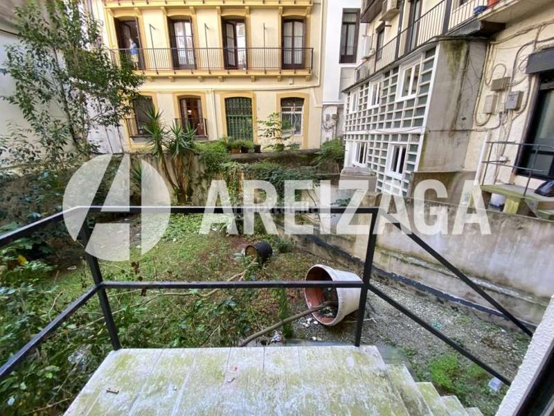 Foto f8e40130-9284-49cc-89f5-0b834b457169. Miete geschäftsraum in legazpi kalea 7 in Área Romántica Donostia - San Sebastián