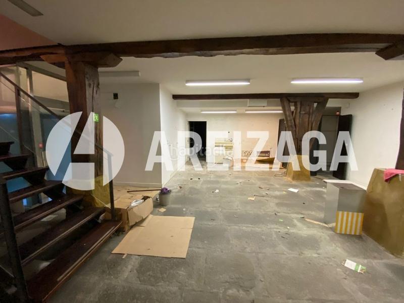 Foto 0223498b-a8c3-47b1-bc0d-fb30559f6d08. Rent business premise in legazpi kalea 7 in Área Romántica Donostia - San Sebastián