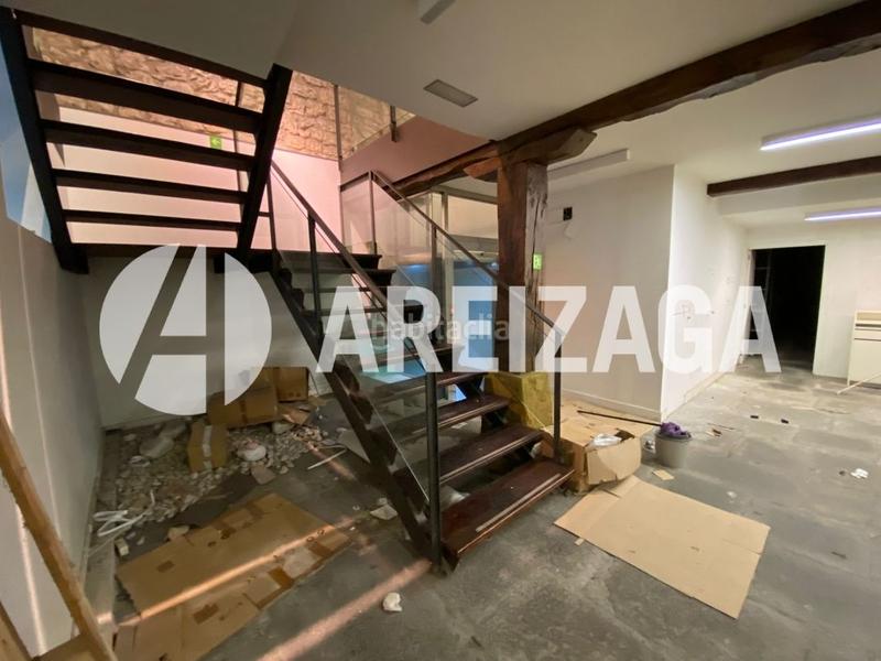 Foto f572d1a2-cb4e-4533-8e12-6697fa54fae3. Rent business premise in legazpi kalea 7 in Área Romántica Donostia - San Sebastián