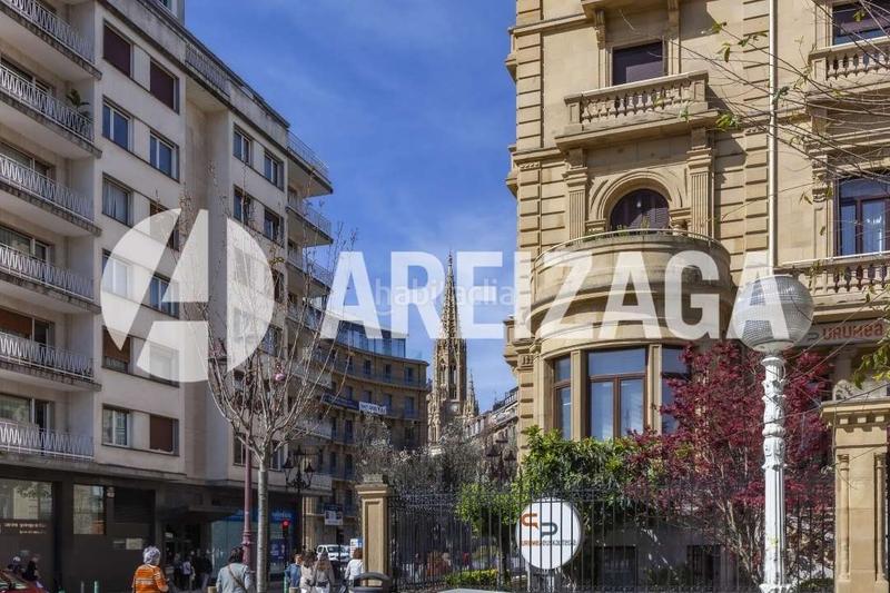 Foto 0339b2f8-f7f2-49b7-bb5c-b369e6671ef8. Location local commercial dans prim kalea 9 dans Área Romántica Donostia - San Sebastián