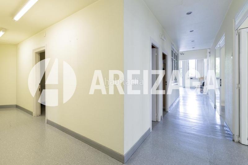 Foto e3b14c27-30de-484a-8c6d-c86bd8763195. Location local commercial dans prim kalea 9 dans Área Romántica Donostia - San Sebastián