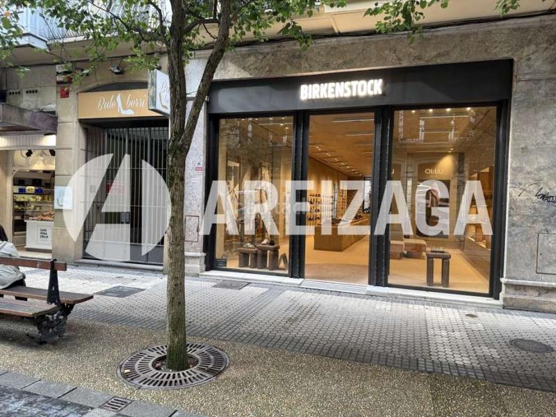 Foto 84c3e7f1-6edf-4bba-82fe-c9ac4536c5ee. Rent business premise in txurruka kalea 12 in Área Romántica Donostia - San Sebastián
