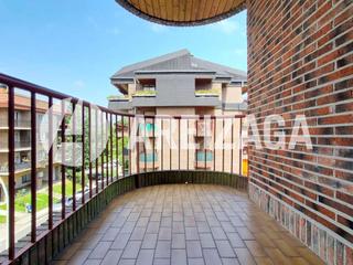 Pis  Borroto kalea. Aiete  etxadi. vivienda de 3 habitaciones con garaje y trastero