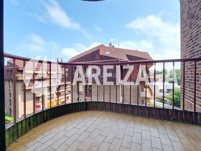 Foto 7cd2e802-a4a3-48fc-915e-14da1f15d357. Piso Aiete etxadi. vivienda de 3 habitaciones con garaje y trastero incluido. en Donostia - San Sebastián