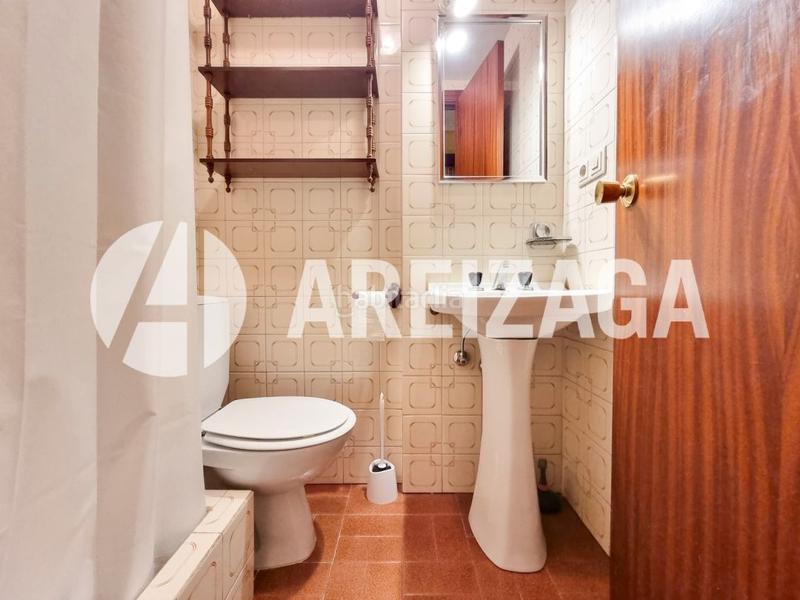 Foto d2decba9-d8b0-4256-b32e-dd5887f68424. Piso Aiete etxadi. vivienda de 3 habitaciones con garaje y trastero incluido. en Donostia - San Sebastián