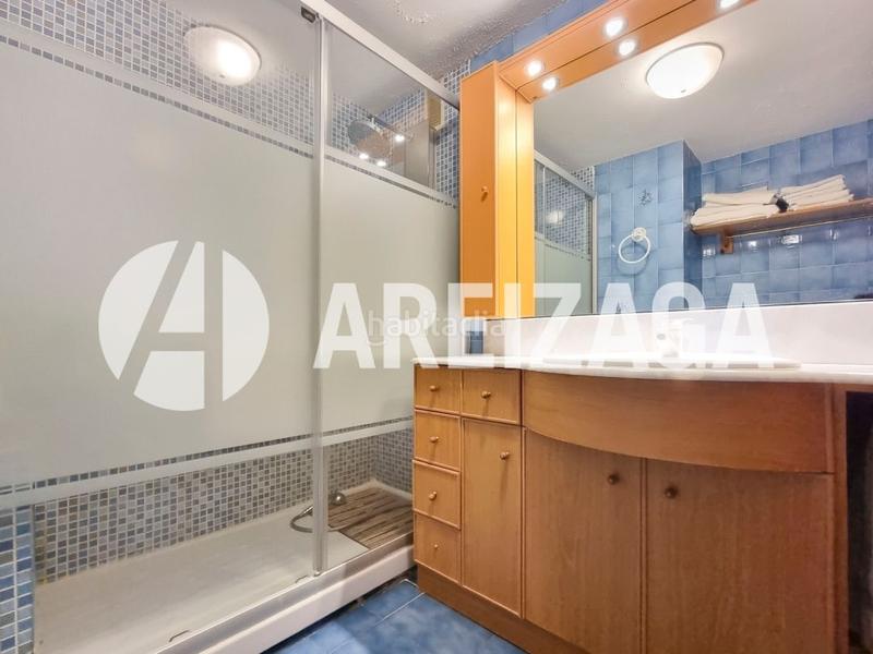 Foto d6f183df-ac2f-43fe-a46b-004beaa7f59a. Piso Aiete etxadi. vivienda de 3 habitaciones con garaje y trastero incluido. en Donostia - San Sebastián