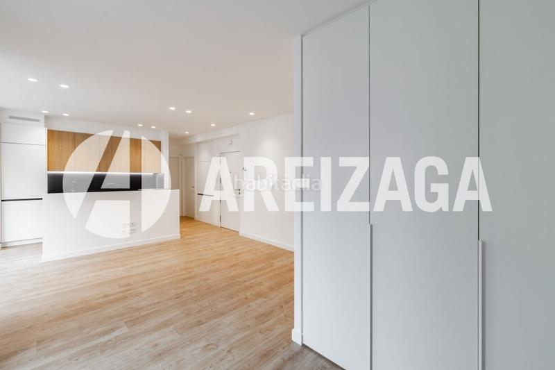 Foto 1538dd32-2c38-4c19-aa92-11ee15fe92b5. Appartamento in pedro egaña kalea 5 in Área Romántica Donostia - San Sebastián