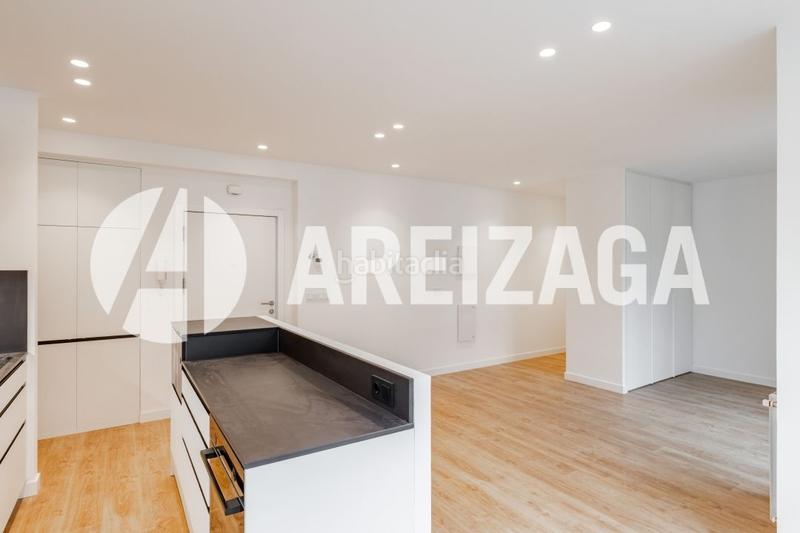 Foto 5f16e49d-17c1-44a5-9e7b-7402be57b711. Appartamento in pedro egaña kalea 5 in Área Romántica Donostia - San Sebastián