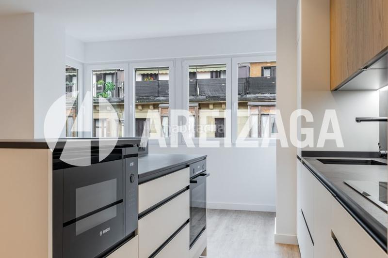 Foto e68aacfa-47ba-4569-8059-2b7ab48159a9. Appartamento in pedro egaña kalea 5 in Área Romántica Donostia - San Sebastián