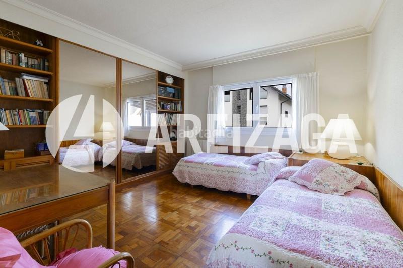 Foto 00c9ae2b-258d-4df2-9fbd-868dc3083844. Casa con riscaldamento parcheggio piscina in Miracruz Donostia - San Sebastián