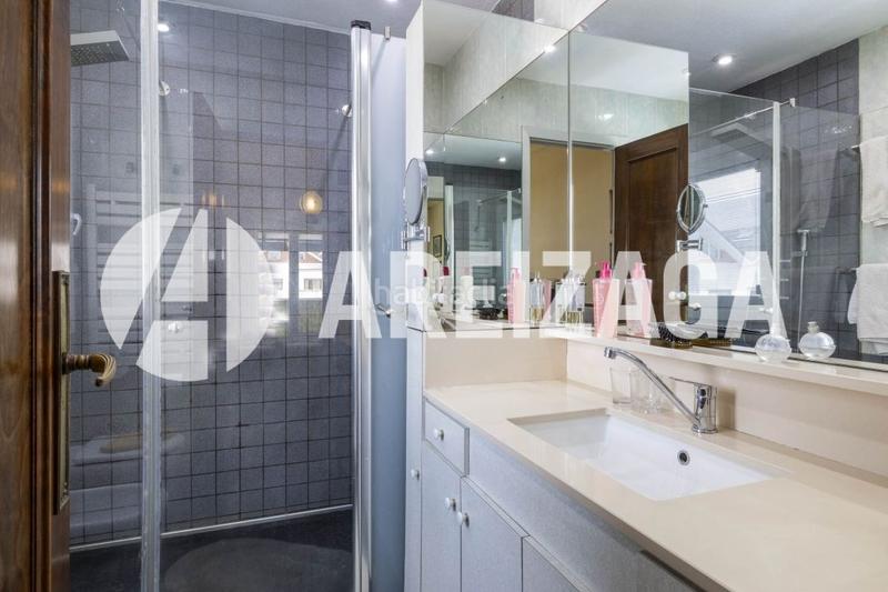 Foto 08e9d9ad-3d53-4dd6-b95a-5eb714808ee5. Casa con riscaldamento parcheggio piscina in Miracruz Donostia - San Sebastián