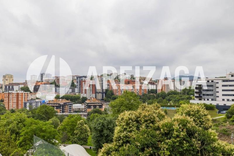 Foto 36c6d9ef-9c7b-4924-9dd4-8022d95e8101. Casa con riscaldamento parcheggio piscina in Miracruz Donostia - San Sebastián