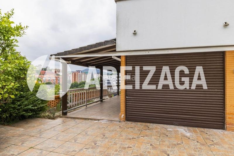 Foto 3bbdd503-25bc-4a5d-8c4c-e66e05e36128. Casa con riscaldamento parcheggio piscina in Miracruz Donostia - San Sebastián