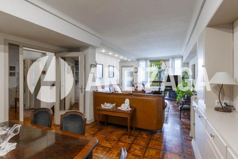 Foto 4d42b7de-8a07-4b1e-9d48-0f2a6ce01f20. Casa con riscaldamento parcheggio piscina in Miracruz Donostia - San Sebastián