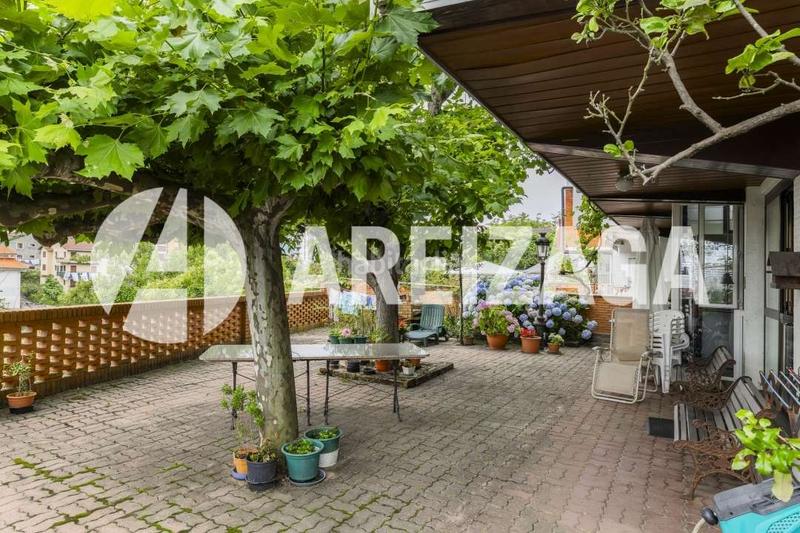 Foto 5a9f0b3b-df0e-4cf1-a2bc-139effcde5c1. Casa con riscaldamento parcheggio piscina in Miracruz Donostia - San Sebastián