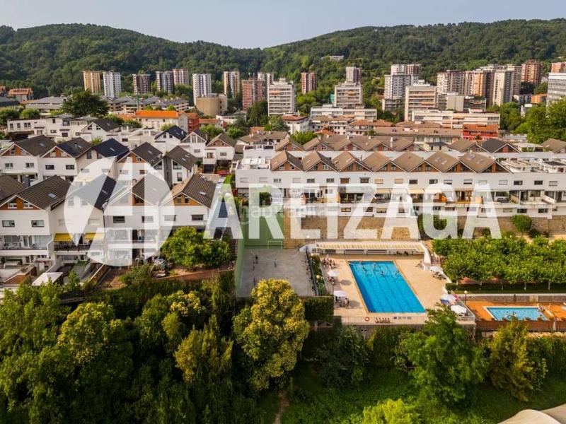 Foto 5e78d0df-8ea6-4f80-92d9-32ae7f8076e1. Casa con riscaldamento parcheggio piscina in Miracruz Donostia - San Sebastián