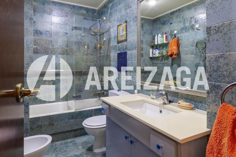 Foto b0fabe76-0499-4a2b-a34c-9fabbd82a95e. Casa con riscaldamento parcheggio piscina in Miracruz Donostia - San Sebastián