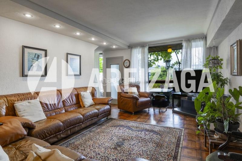 Foto b3aebd3e-2bbc-4488-b1a6-9605657d65e0. Casa con riscaldamento parcheggio piscina in Miracruz Donostia - San Sebastián