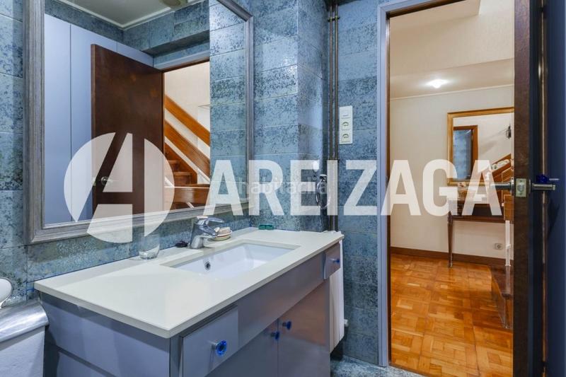 Foto d59a3747-cb6a-4a14-a012-eecb49403822. Casa con riscaldamento parcheggio piscina in Miracruz Donostia - San Sebastián