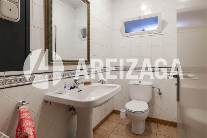 Foto f9e08dcd-6143-4f73-b29d-5da6d5d46392. Casa con riscaldamento parcheggio piscina in Miracruz Donostia - San Sebastián