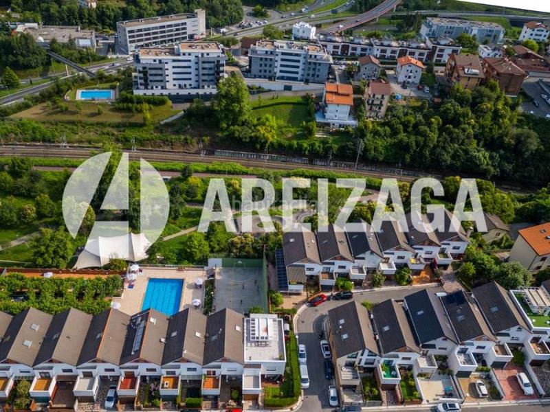 Foto fdaffcb2-4ff2-4c64-934b-a142f86a380e. Casa con riscaldamento parcheggio piscina in Miracruz Donostia - San Sebastián