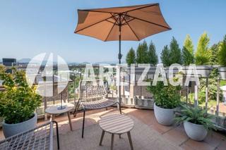 Appartement  Toki eder pasealekua. Exclusiva vivienda con amplias terrazas y garaje cerrado de 57 m