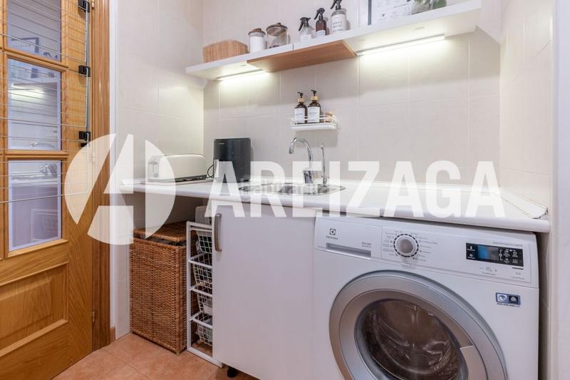 Foto 2cb333bd-7cda-4bbe-bb19-4e66d02e2309. Appartement avec chauffage parking dans Ategorrieta-Ulía Donostia - San Sebastián