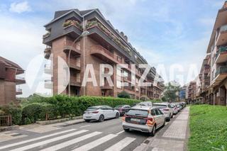 Appartement  Borroto kalea. Aiete  etxadi. vivienda de 3 habitaciones, completamente exterio