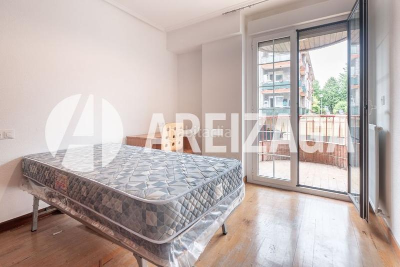 Foto b9b55f3b-c8cc-4ca1-a118-8ca6ce4b53e9. Pis amb calefacció aparcament a Aiete Donostia - San Sebastián