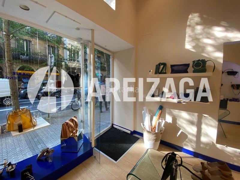 Foto df00f054-2eb8-4859-8c88-a55806dec8b6. Rent business premise in san martin kalea 8 in Área Romántica Donostia - San Sebastián