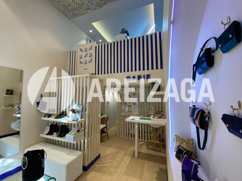 Foto f572f11a-31a9-416a-85ff-d171ec100b02. Rent business premise in san martin kalea 8 in Área Romántica Donostia - San Sebastián