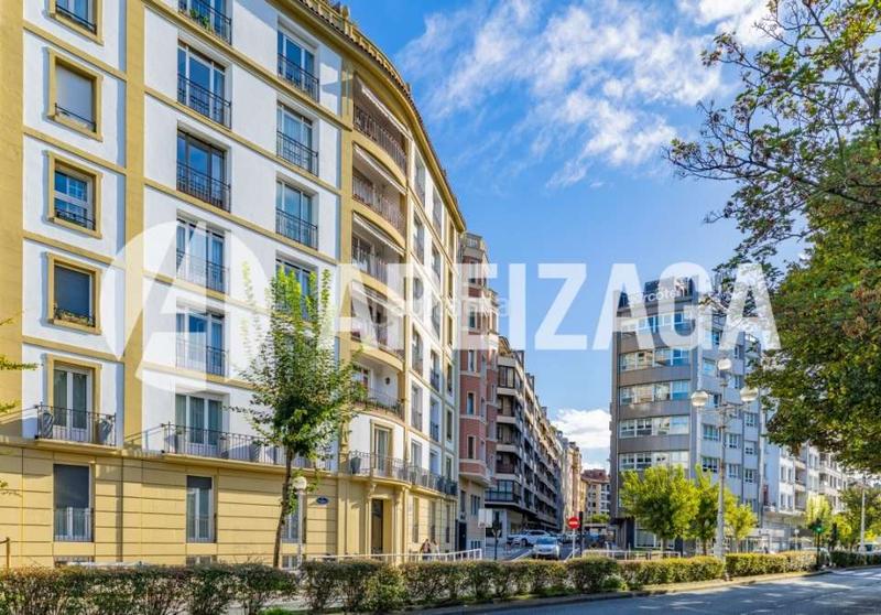 Foto d53b5cb9-f556-4787-8aa2-49a60bac6b96. Appartement dans zumalakarregi kalea 17 dans Antiguo Donostia - San Sebastián