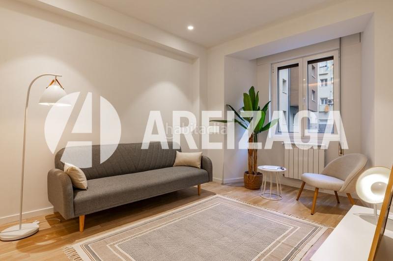 Foto f013b522-158b-4fb9-be7b-9a24792b366b. Appartement dans zumalakarregi kalea 17 dans Antiguo Donostia - San Sebastián