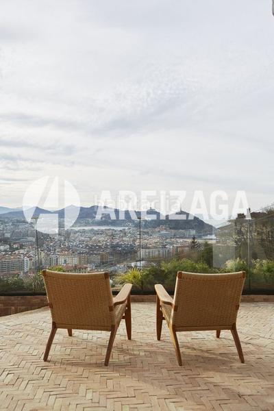 Foto dbd2d6d2-8a6a-4490-b7e2-5355a23cf76c. Maison dans ulia pasealekua 184 dans Ategorrieta-Ulía Donostia - San Sebastián