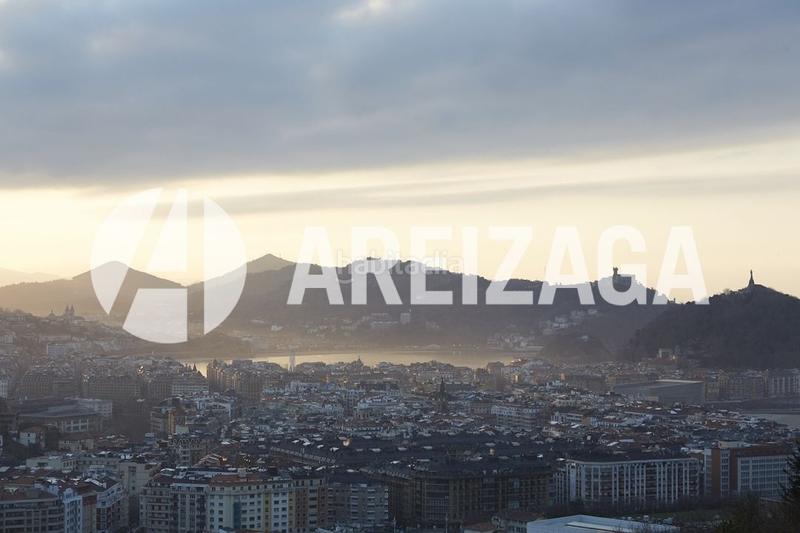 Foto e15d8c8c-544e-4055-9f7c-7c5a218060dd. Maison dans ulia pasealekua 184 dans Ategorrieta-Ulía Donostia - San Sebastián