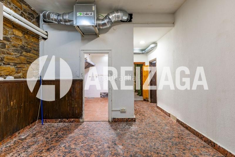 Foto 901cba40-cfa1-43af-a6a6-738256d6a4ec. Affitto locale commerciale in matia kalea 17 in Antiguo Donostia - San Sebastián