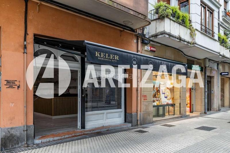 Foto c81e1fd3-33a6-4622-972f-a2f87ad2e12d. Lloguer local comercial a matia kalea 17 a Antiguo Donostia - San Sebastián