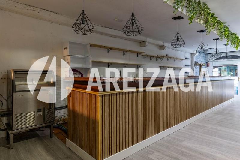 Foto bbd3e28e-58e2-438e-8198-91a99a52ebe7. Rent business premise in matia kalea 17 in Antiguo Donostia - San Sebastián
